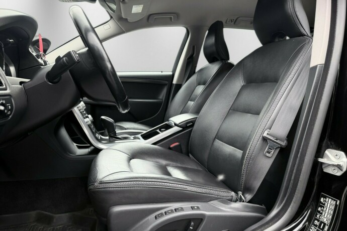 volvo-xc-70-diesel-2015-big-16