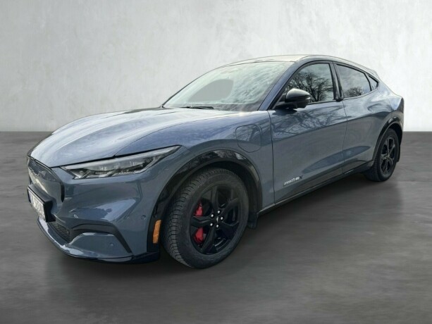 ford-mustang-mach-e-elektrisitet-2024-big-2