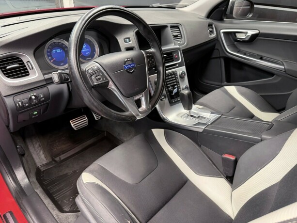 volvo-s60-bensin-2011-big-12