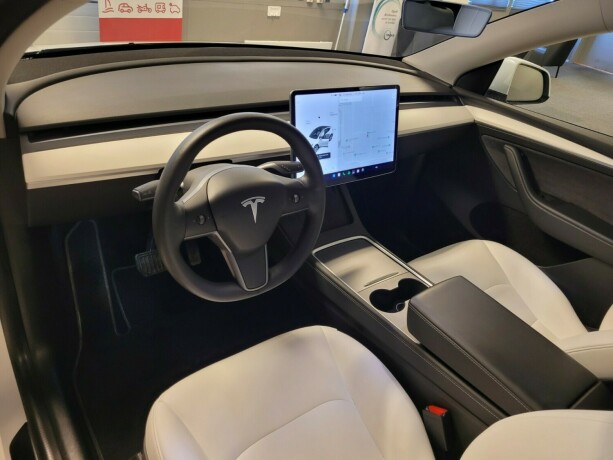 tesla-model-y-elektrisitet-2021-big-23