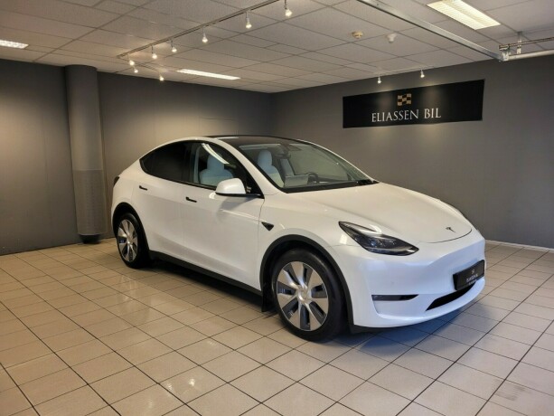 tesla-model-y-elektrisitet-2021-big-11