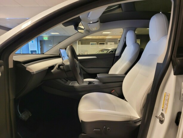 tesla-model-y-elektrisitet-2021-big-21
