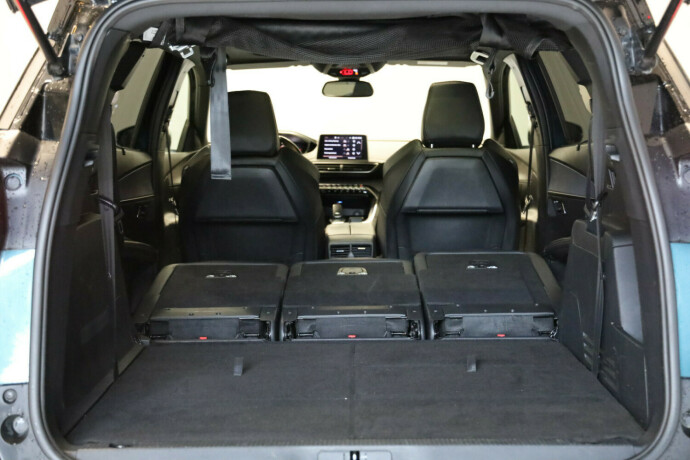 peugeot-5008-diesel-2018-big-17