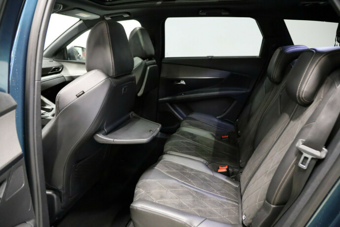 peugeot-5008-diesel-2018-big-12
