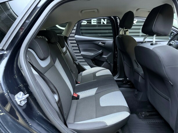 ford-focus-diesel-2011-big-26