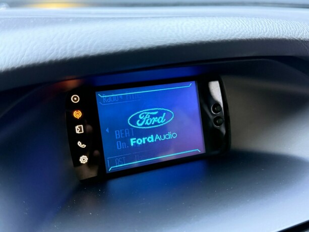 ford-focus-diesel-2011-big-14