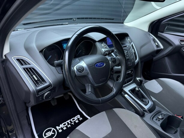 ford-focus-diesel-2011-big-9