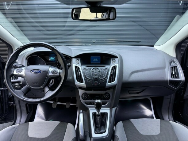ford-focus-diesel-2011-big-8