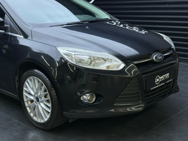 ford-focus-diesel-2011-big-2