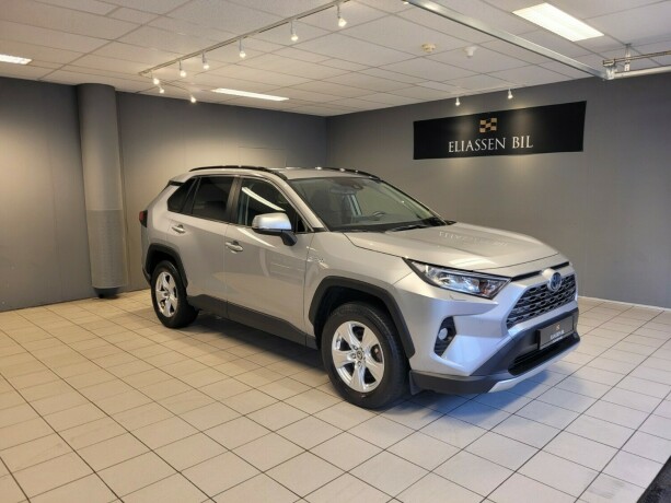 toyota-rav4-elektrisitetbensin-2021-big-11