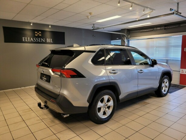toyota-rav4-elektrisitetbensin-2021-big-4