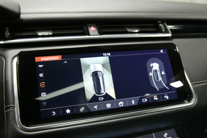 land-rover-range-rover-velar-bensin-2018-big-12