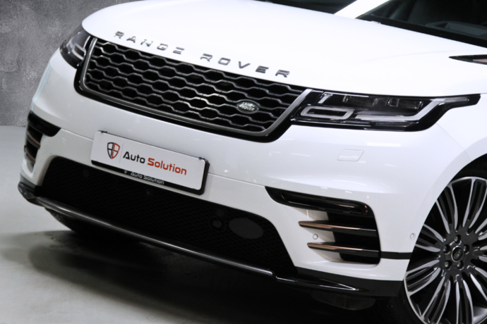 land-rover-range-rover-velar-bensin-2018-big-36