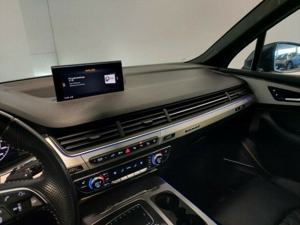 audi-q7-elektrisitetdiesel-2018-big-47