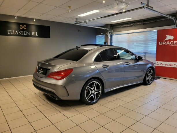 mercedes-benz-cla-bensin-2014-big-4
