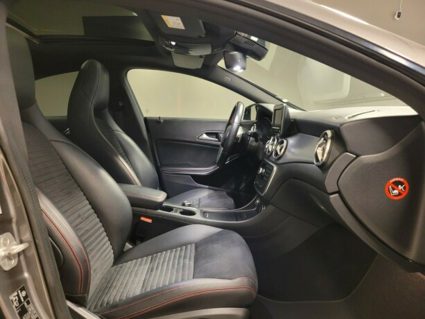 mercedes-benz-cla-bensin-2014-big-11