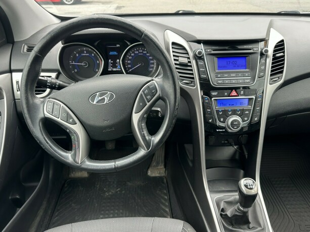 hyundai-i30-diesel-2013-big-7