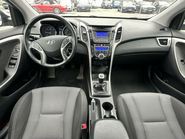 hyundai-i30-diesel-2013-big-6