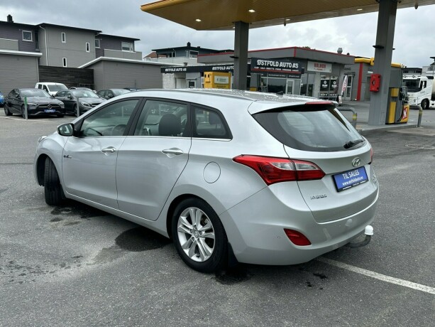 hyundai-i30-diesel-2013-big-4