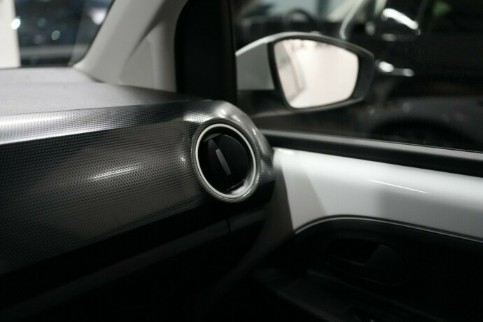 volkswagen-up-elektrisitet-2022-big-18