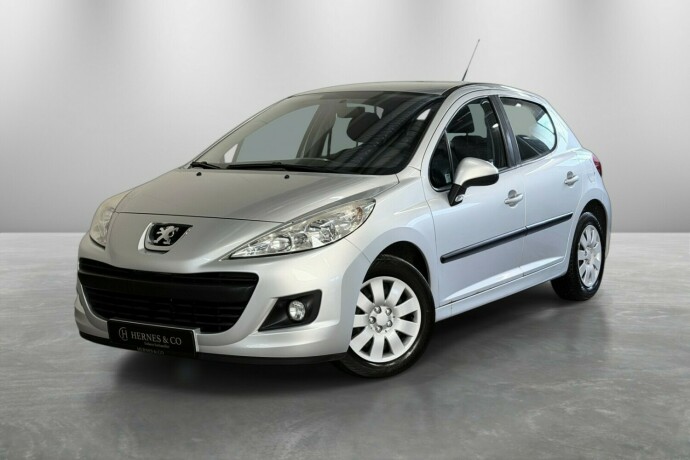 peugeot-207-diesel-2010-big-0