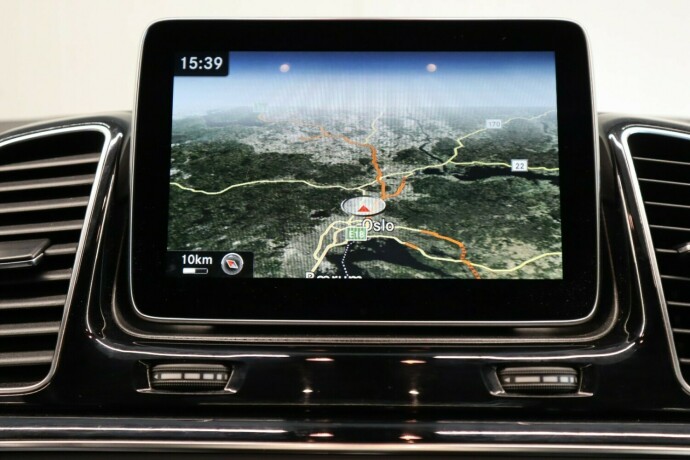 mercedes-benz-gle-elektrisitetbensin-2015-big-13