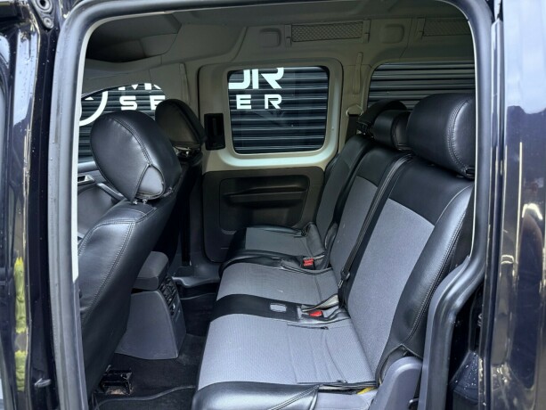 volkswagen-caddy-maxi-diesel-2013-big-25