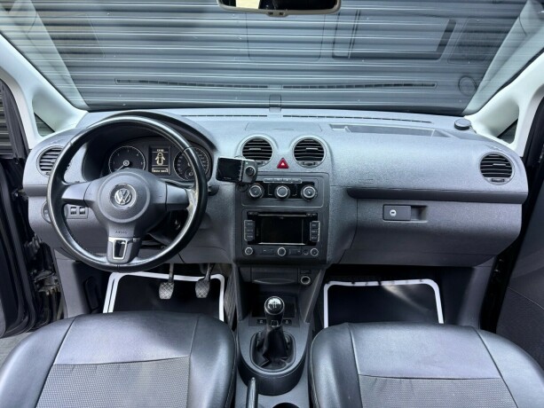 volkswagen-caddy-maxi-diesel-2013-big-9