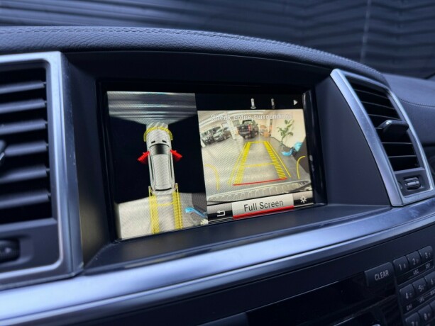 mercedes-benz-gl-bensin-2015-big-16