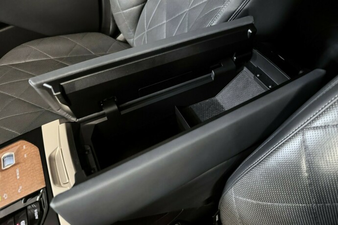 bmw-ix-elektrisitet-2022-big-40