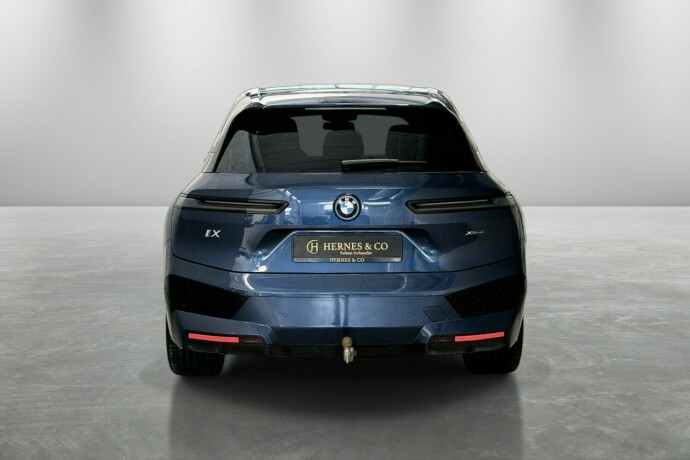 bmw-ix-elektrisitet-2022-big-8
