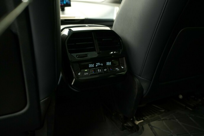 bmw-ix-elektrisitet-2022-big-95
