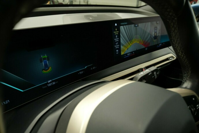 bmw-ix-elektrisitet-2022-big-87