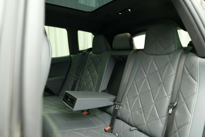 bmw-ix-elektrisitet-2022-big-90