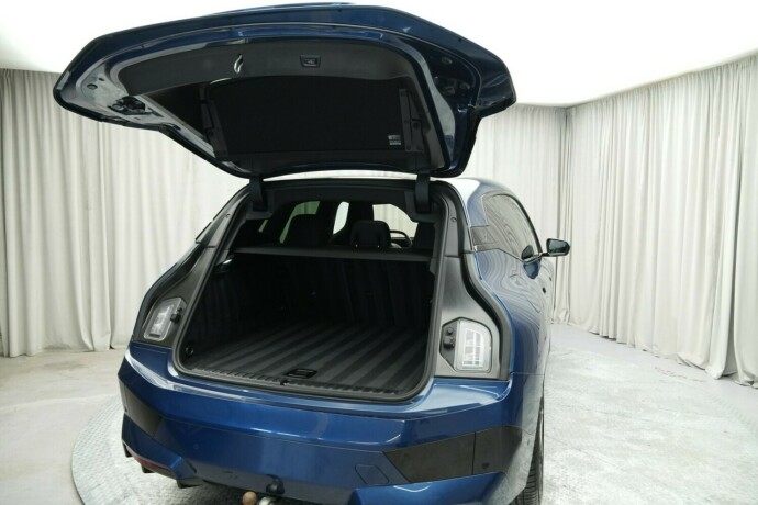 bmw-ix-elektrisitet-2022-big-56