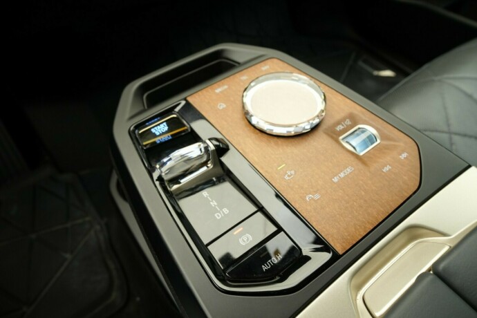bmw-ix-elektrisitet-2022-big-85