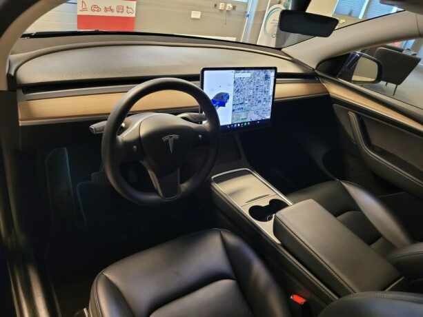 tesla-model-y-elektrisitet-2021-big-24