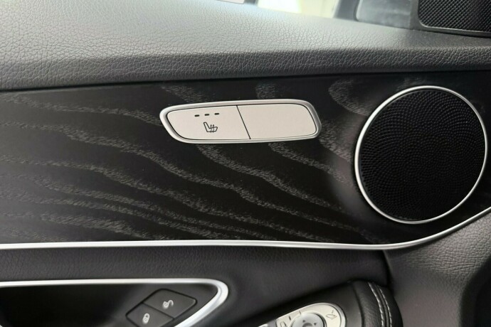mercedes-benz-c-klasse-elektrisitetbensin-2020-big-24