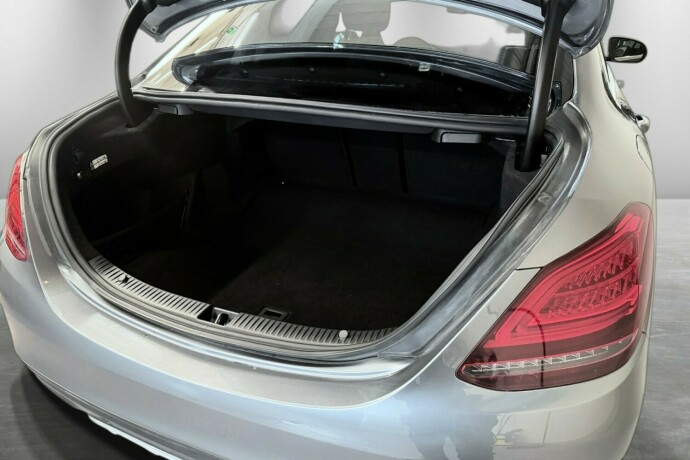 mercedes-benz-c-klasse-elektrisitetbensin-2020-big-10