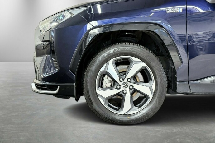 toyota-rav4-elektrisitetbensin-2021-big-12