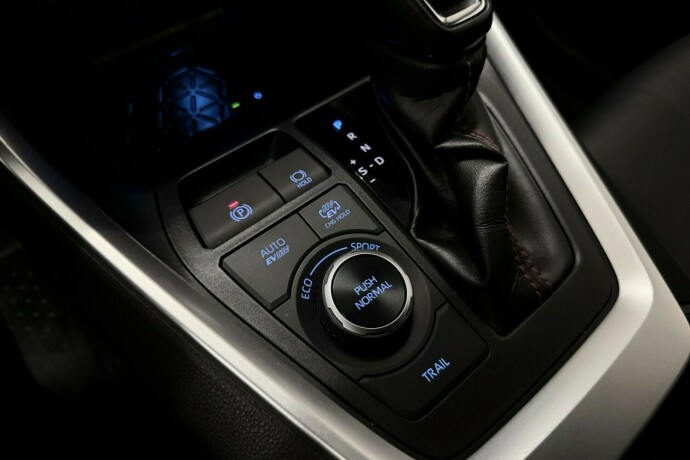 toyota-rav4-elektrisitetbensin-2021-big-33