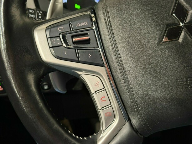 mitsubishi-outlander-elektrisitetbensin-2020-big-15