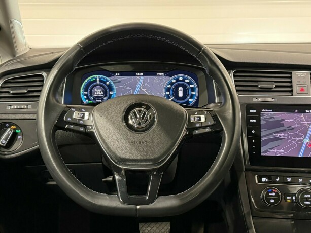 volkswagen-golf-elektrisitet-2019-big-15