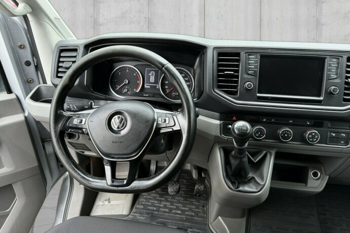 volkswagen-crafter-diesel-2017-big-9