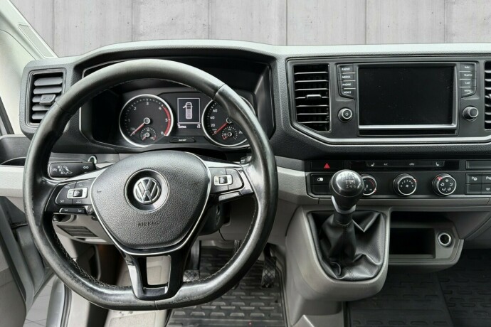 volkswagen-crafter-diesel-2017-big-10