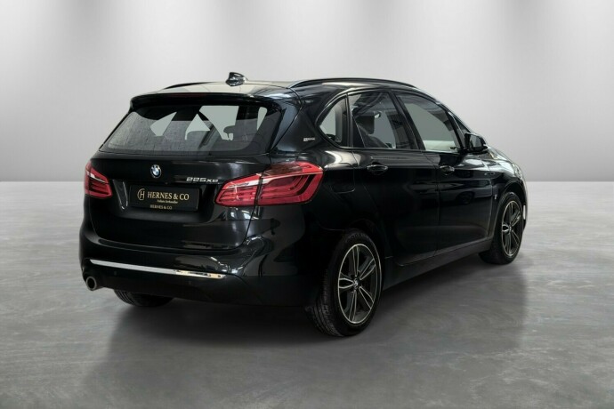 bmw-2-serie-elektrisitetbensin-2018-big-4