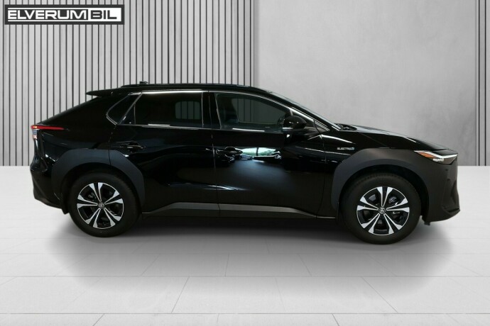 toyota-bz4x-elektrisitet-2022-big-17
