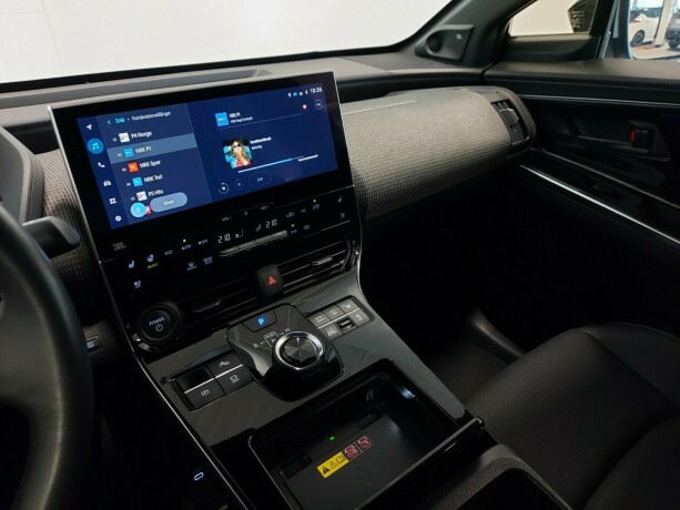 toyota-bz4x-elektrisitet-2022-big-45