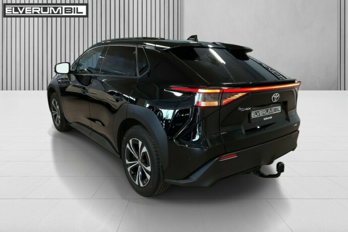 toyota-bz4x-elektrisitet-2022-big-10