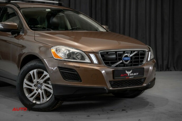 volvo-xc-60-diesel-2011-big-1